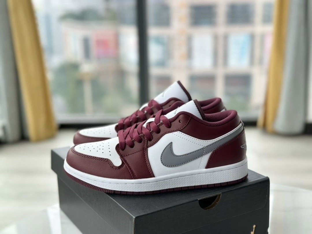 nike air jordan 1 low noble red,nike jordan 1 low red black,открытые кроссовки,nike air jordan 1 low,сникеры мужские