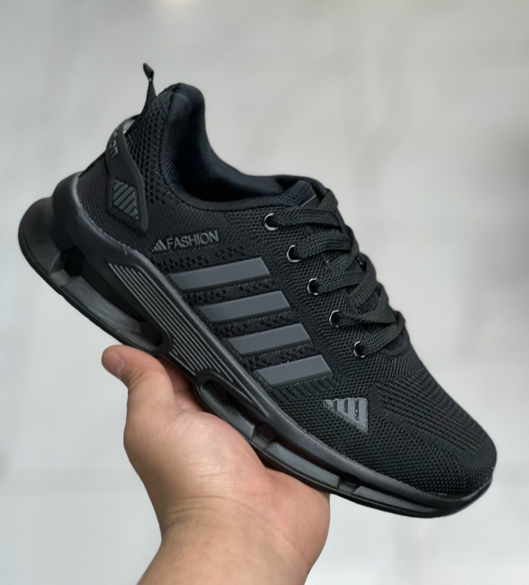 кроссовки,кроссовки мужские adidas,кроссовки adidas,кроссовки adidas marathon,кроссовки фирменные