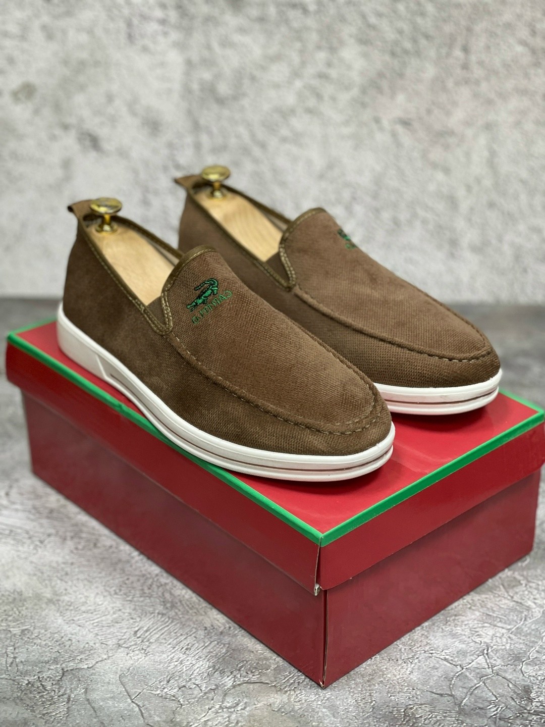 ,лоферы loro piana мужские,мужские замшевые лоферы,лоферы из натуральной замши,лоферы замшевые