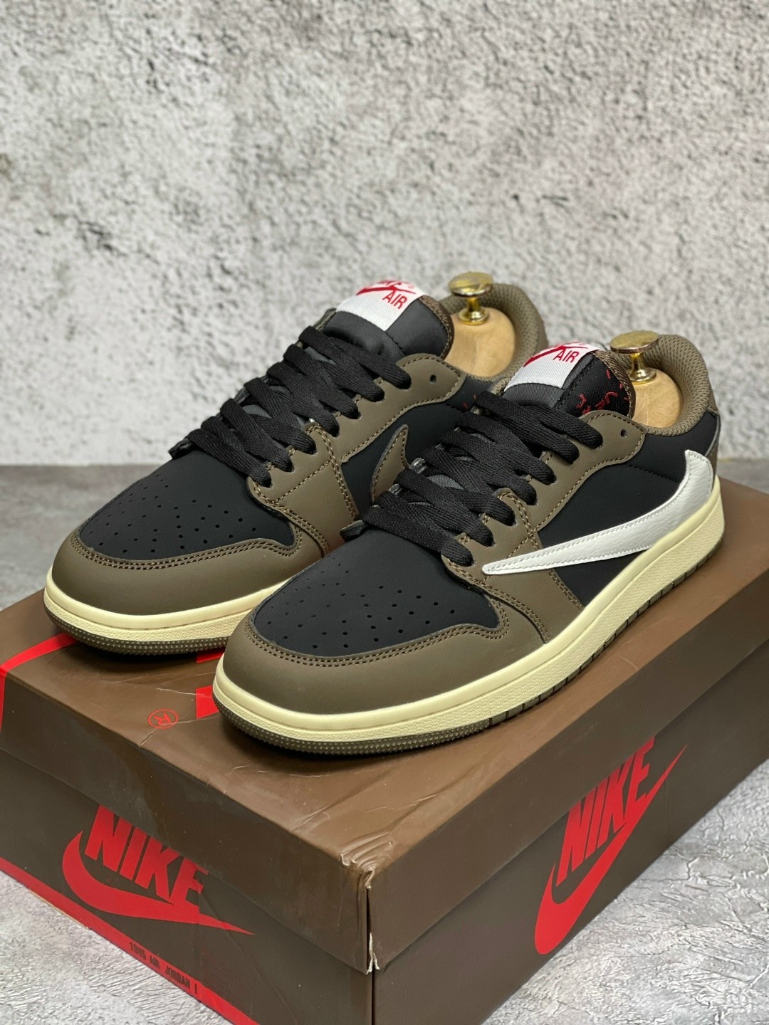 nike air jordan 1 low travis scott,nike air jordan 1 low x travis scott,кроссовки nike air jordan 1 low travis scott,кроссовки nike air jordan 1 low travis scott olive,кроссовки nike air jordan 1 low