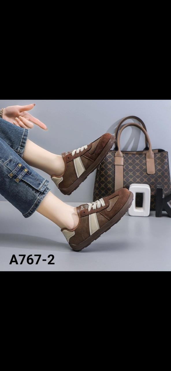 ,женские кроссовки,модные кроссовки,повседневные кроссовки,повседневная