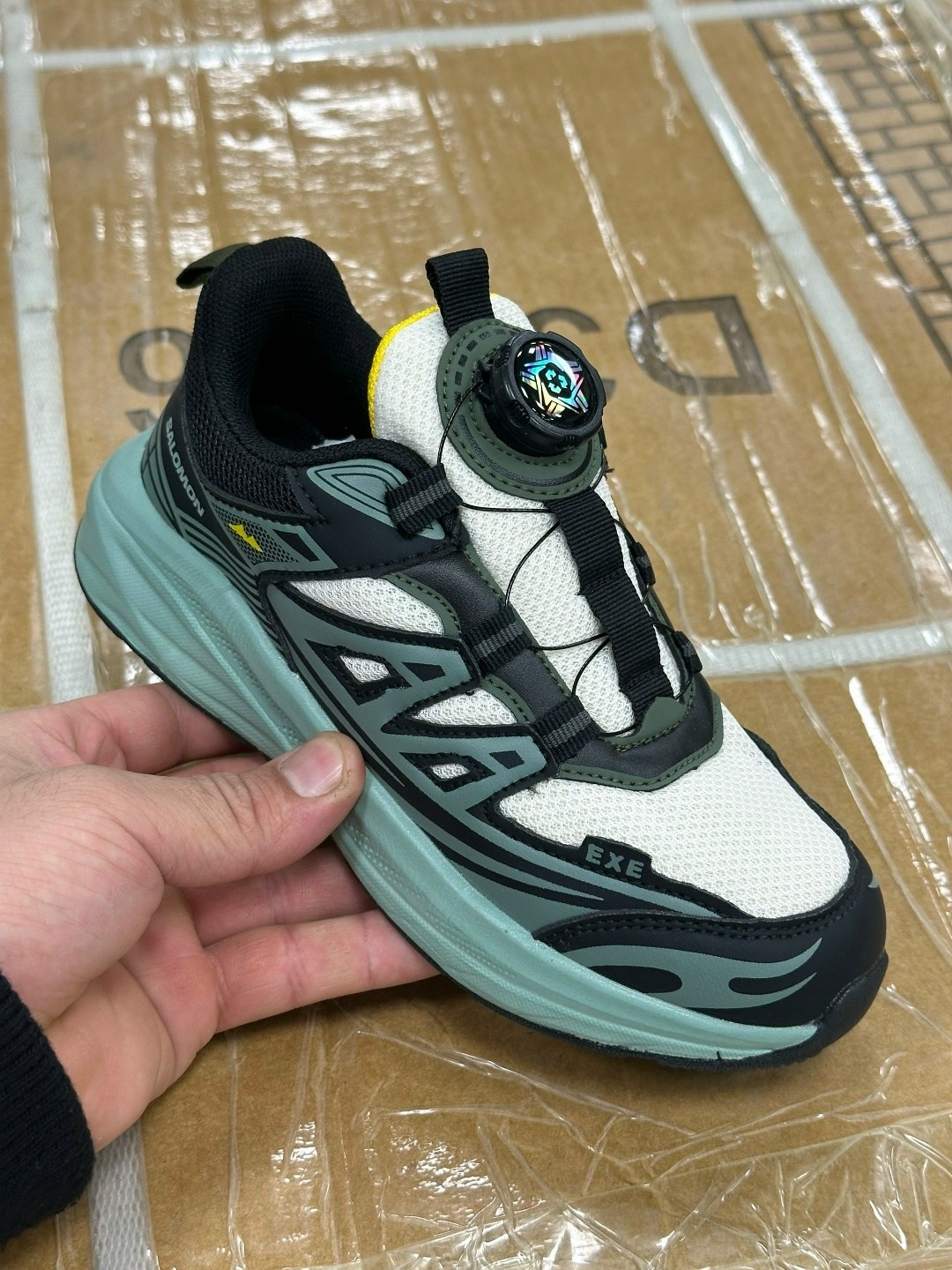 кроссовки,детские кроссовки,кроссовки мальчику,женские кроссовки,спортивная