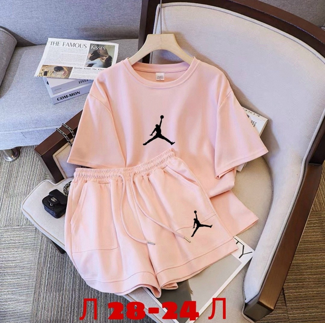 спортивные костюм,спортивные костюм с шортами,спортивные костюмы женские,одежда комплект,костюм шортами