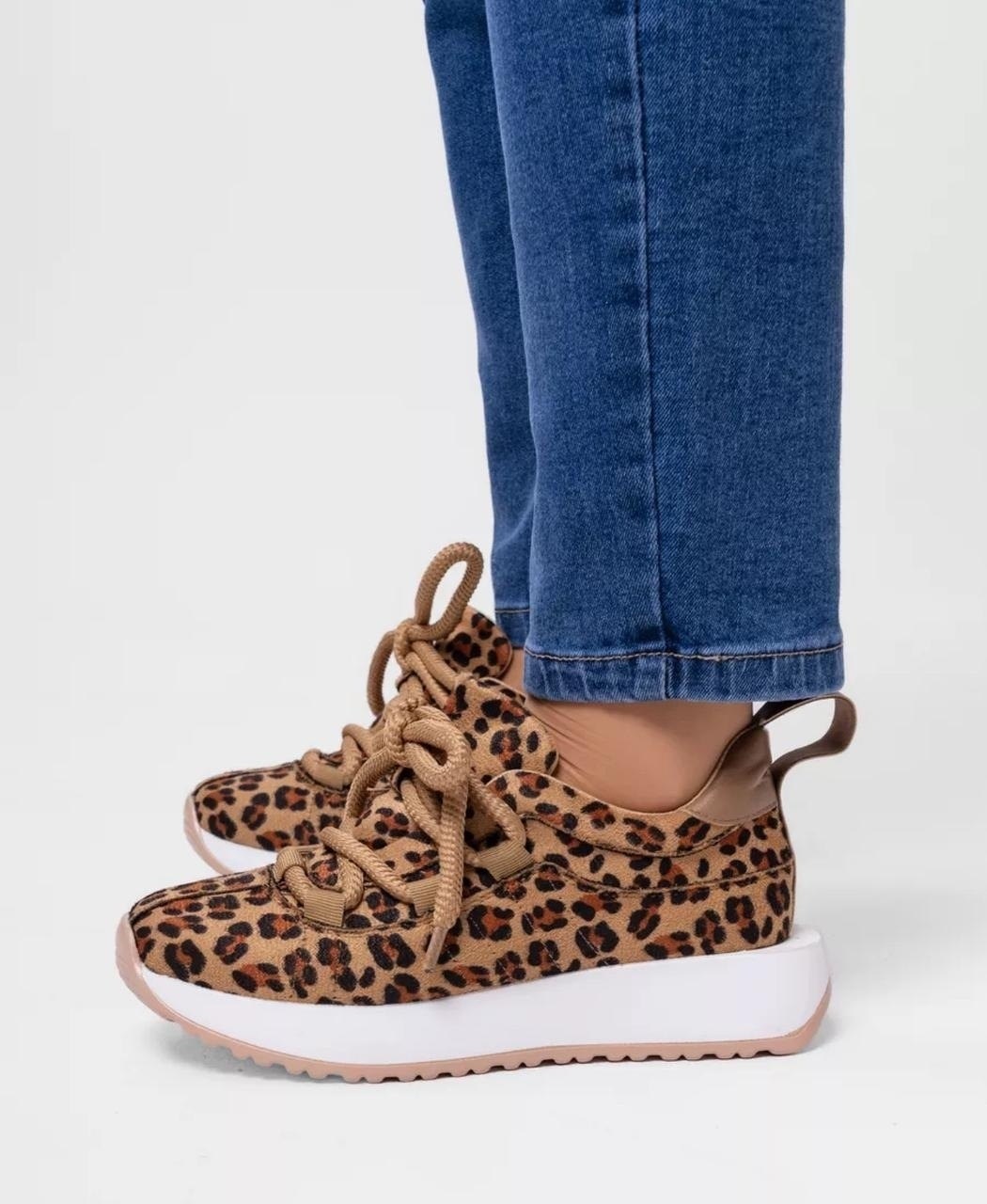 ,кроссовки женскиe,кроссовки леопардовые,обуви,женские кроссовки с леопардовым принтом