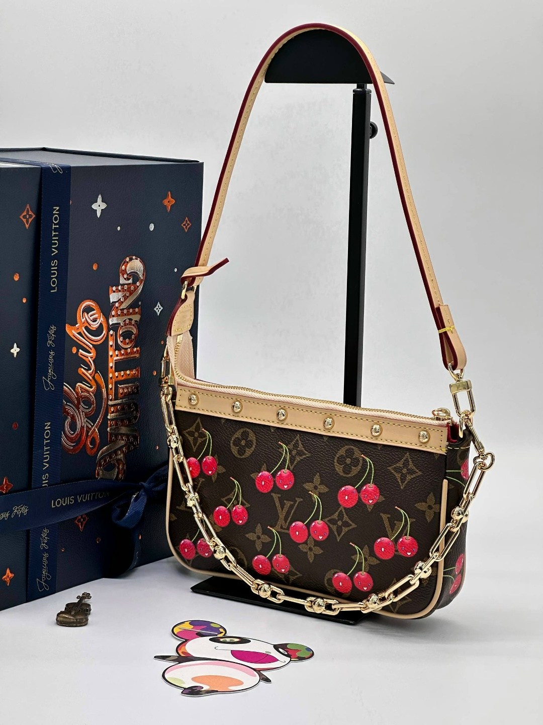 сумочка луи виттон,louis vuitton pochette,louis vuitton сумка,сумка через плечо от louis vuitton,модная сумка