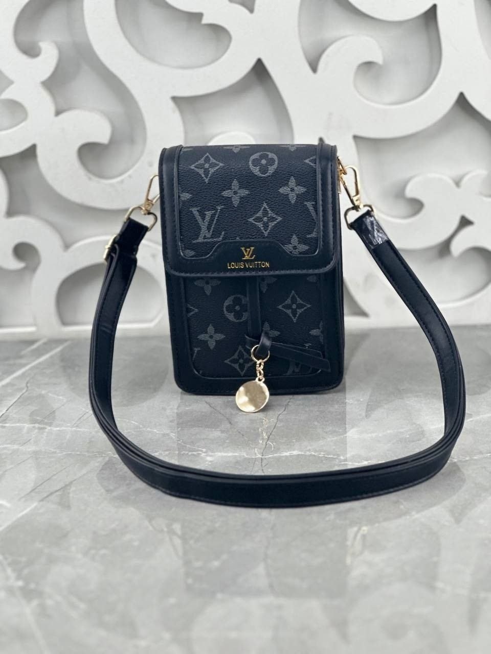 cумка louis vuitton,louis vuitton сумка на плечо кросс-боди,сумка луи виттон белая,сумка женская louis vuitton,маленькая сумка