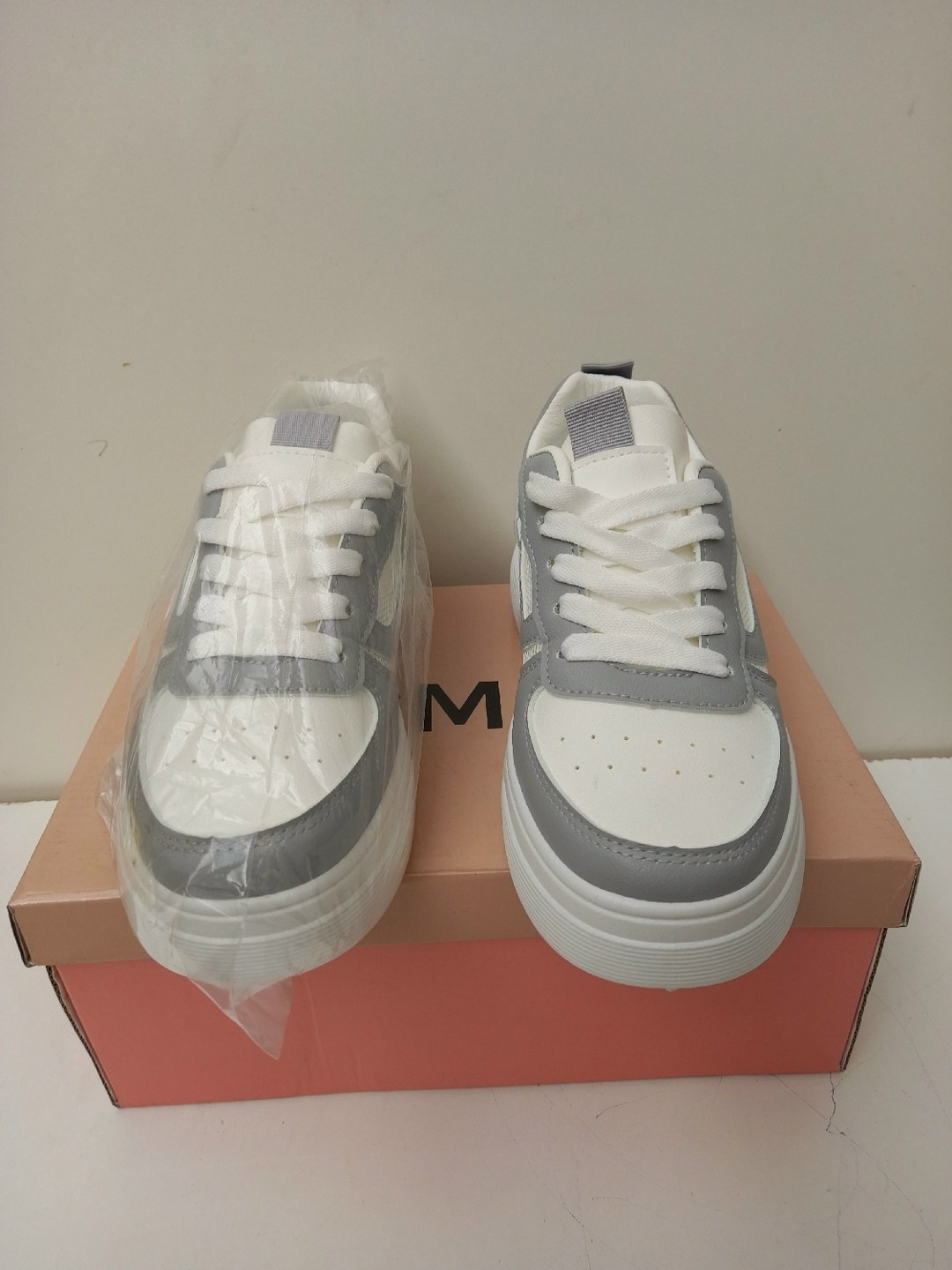 кроссовки женские,,кроссовки для девушек,кроссовка,кроссовки женские серые