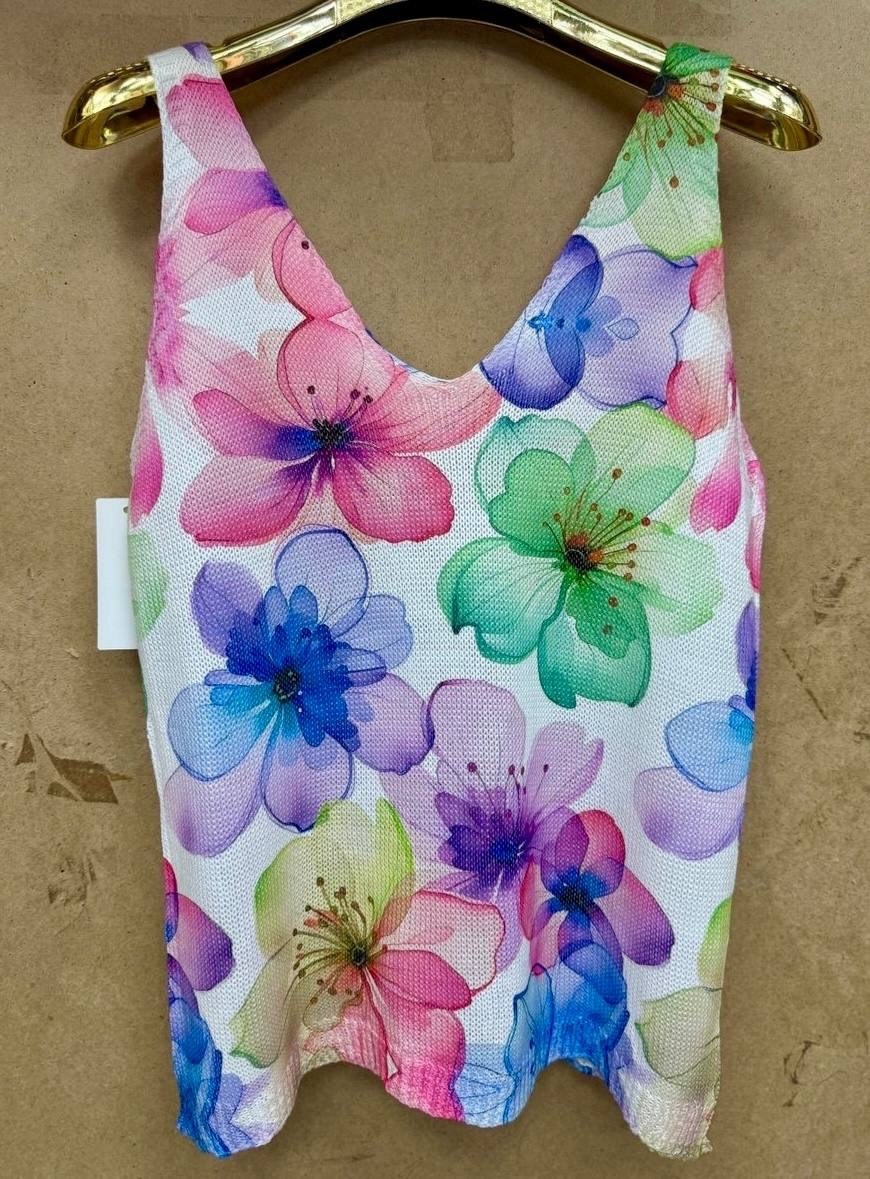 вязаные топы,майка спицами,тюльпаны для топа,майка женская,летние топы спицами