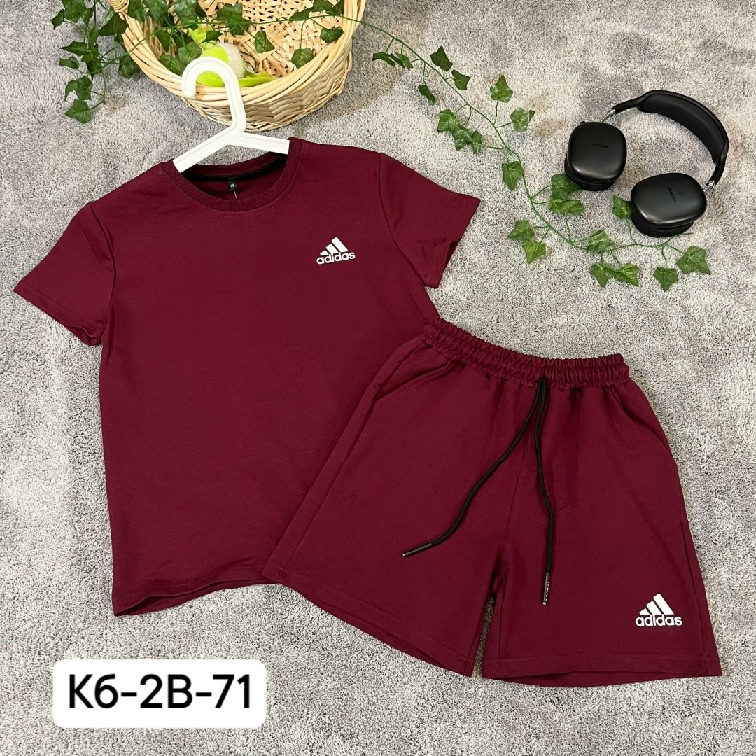 костюм спортивный с футболкой и шортами летний,летние костюмы,спортивный костюм adidas,костюм со шортами,костюм молочный