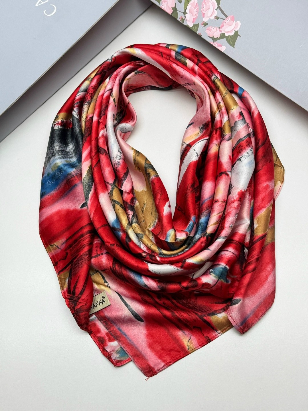 шелковые платки,платки и шарфы,платки женские,шелковый шарф,шарф женский платок