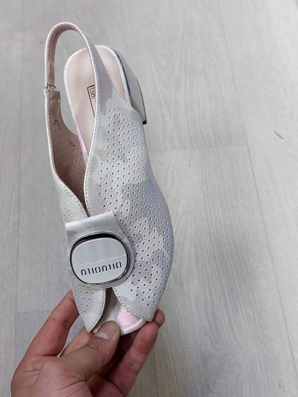 босоножки,босоножки женские marco magitni 561-0412,женские босоножки,серебристые босоножки,