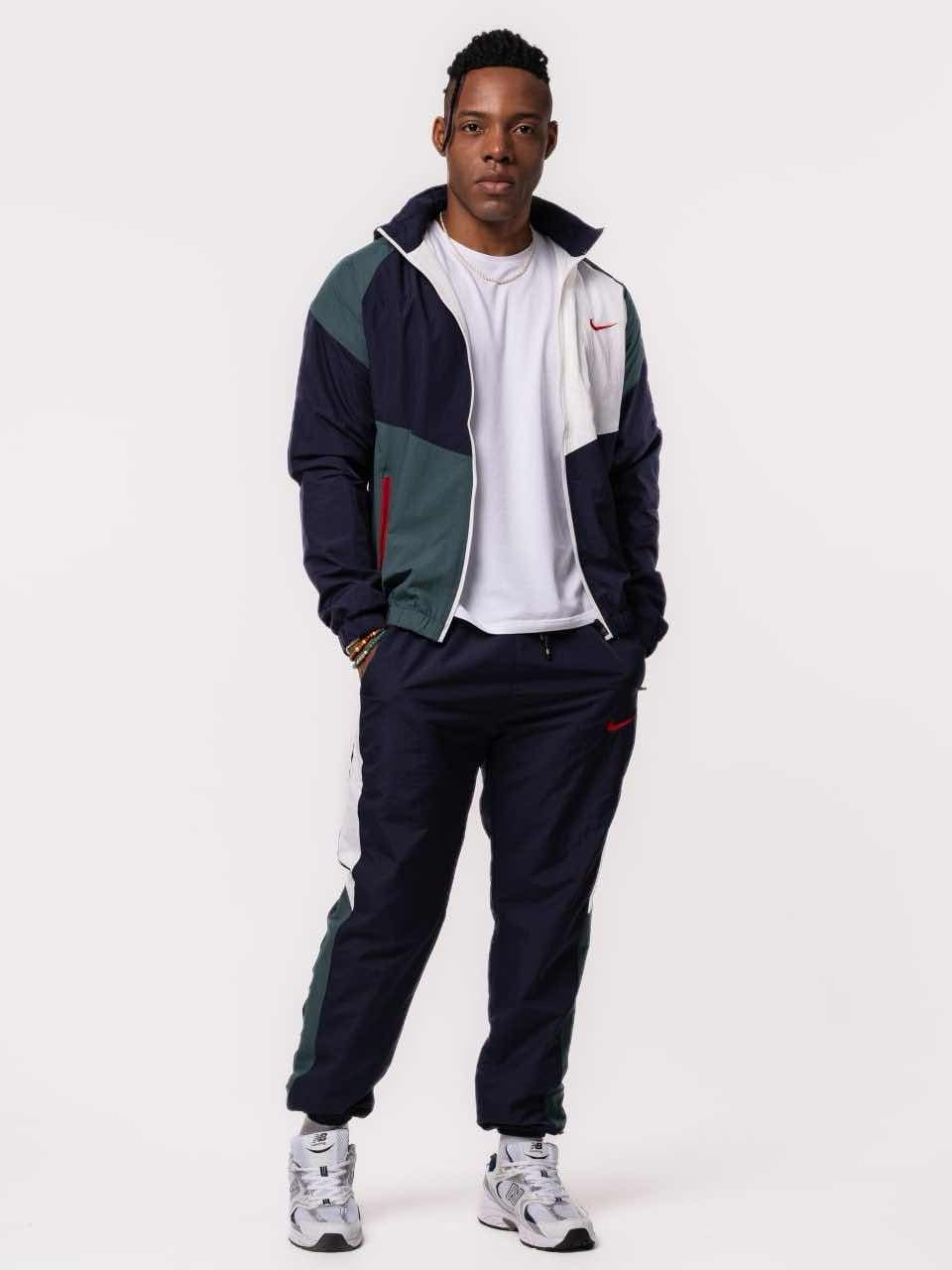 мужской спортивный костюм в стиле 90 х,спортивный костюм в стиле 90-х,костюм спортивный,костюм спортивный мужской,спортивный костюм мужской плащевый ретро в стиле 90-х