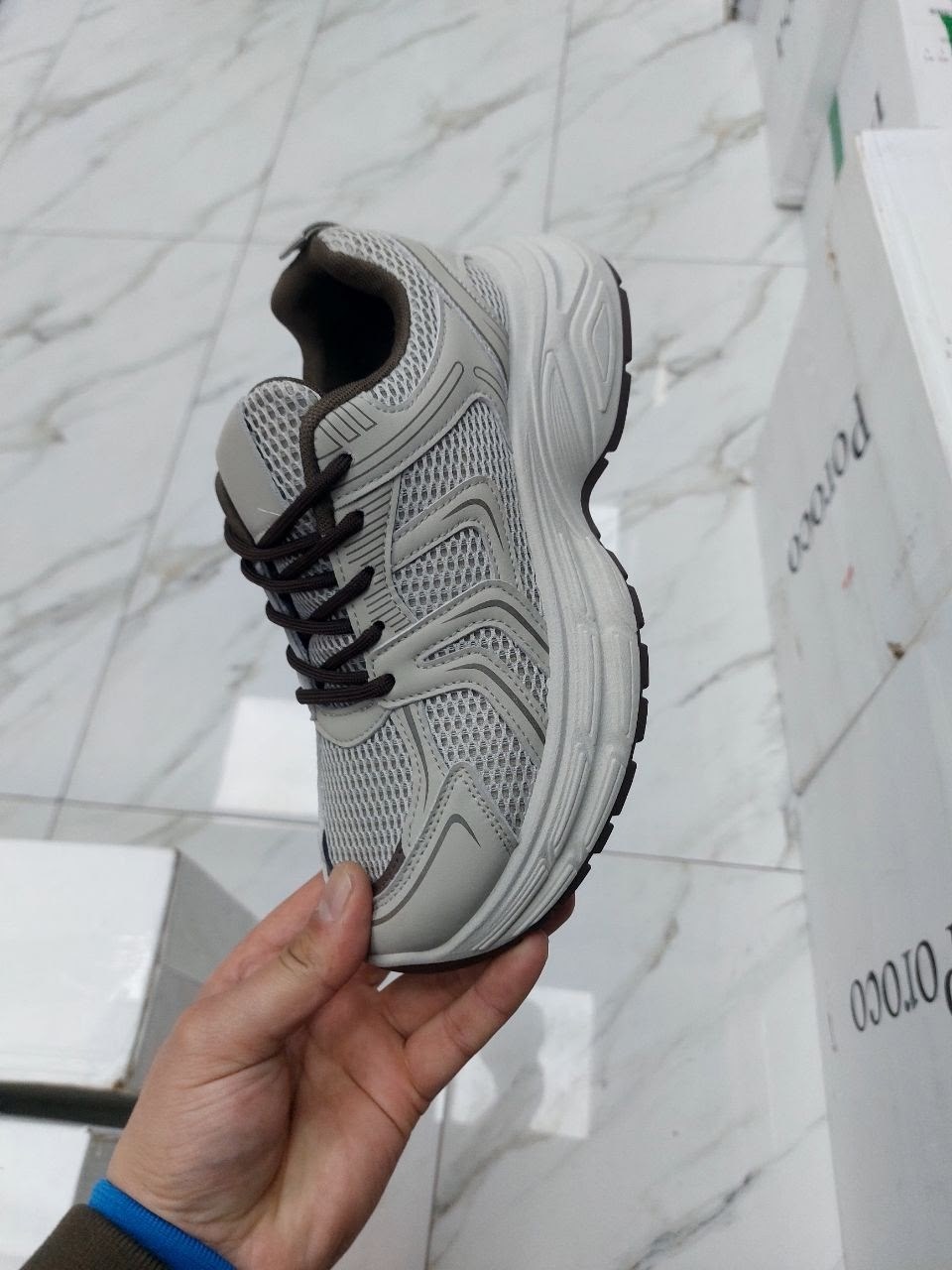 кроссовки,кроссовки bona,массивные кроссовки,кроссовки женскиe,повседневные кроссовки