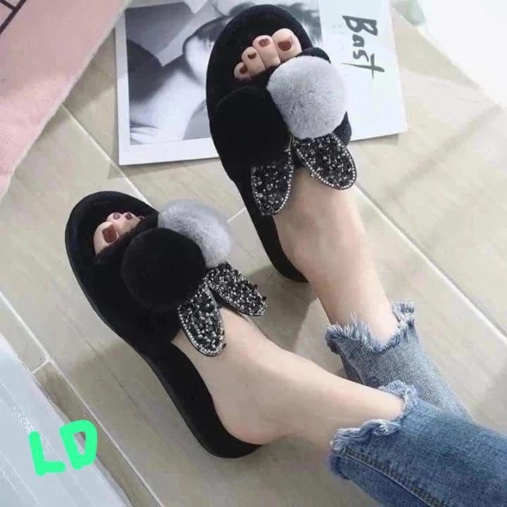 домашние тапочки женские,женские зимние модные плюшевые домашние тапочки с помпонами теплые короткие,женские зимние модные плюшевые домашние тапочки с помпонами,тапочки женские,тапочки домашние плюшев