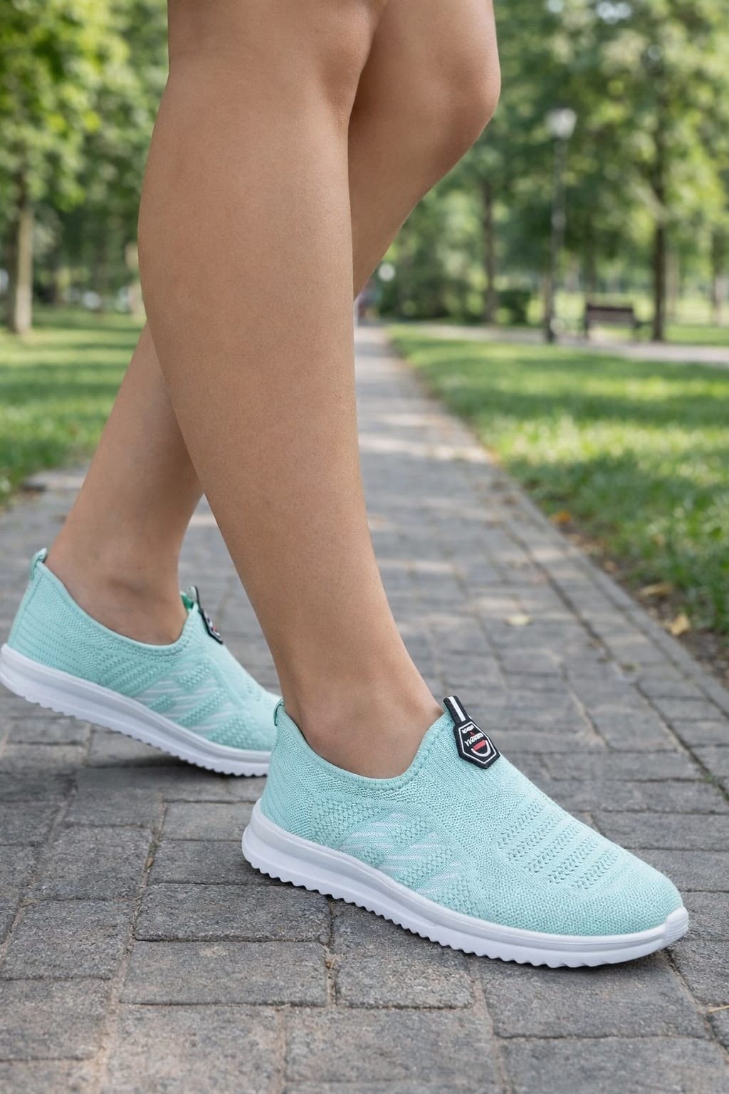 ,кроссовки женскиe,спортивная ,женская спортивная ,повседневная