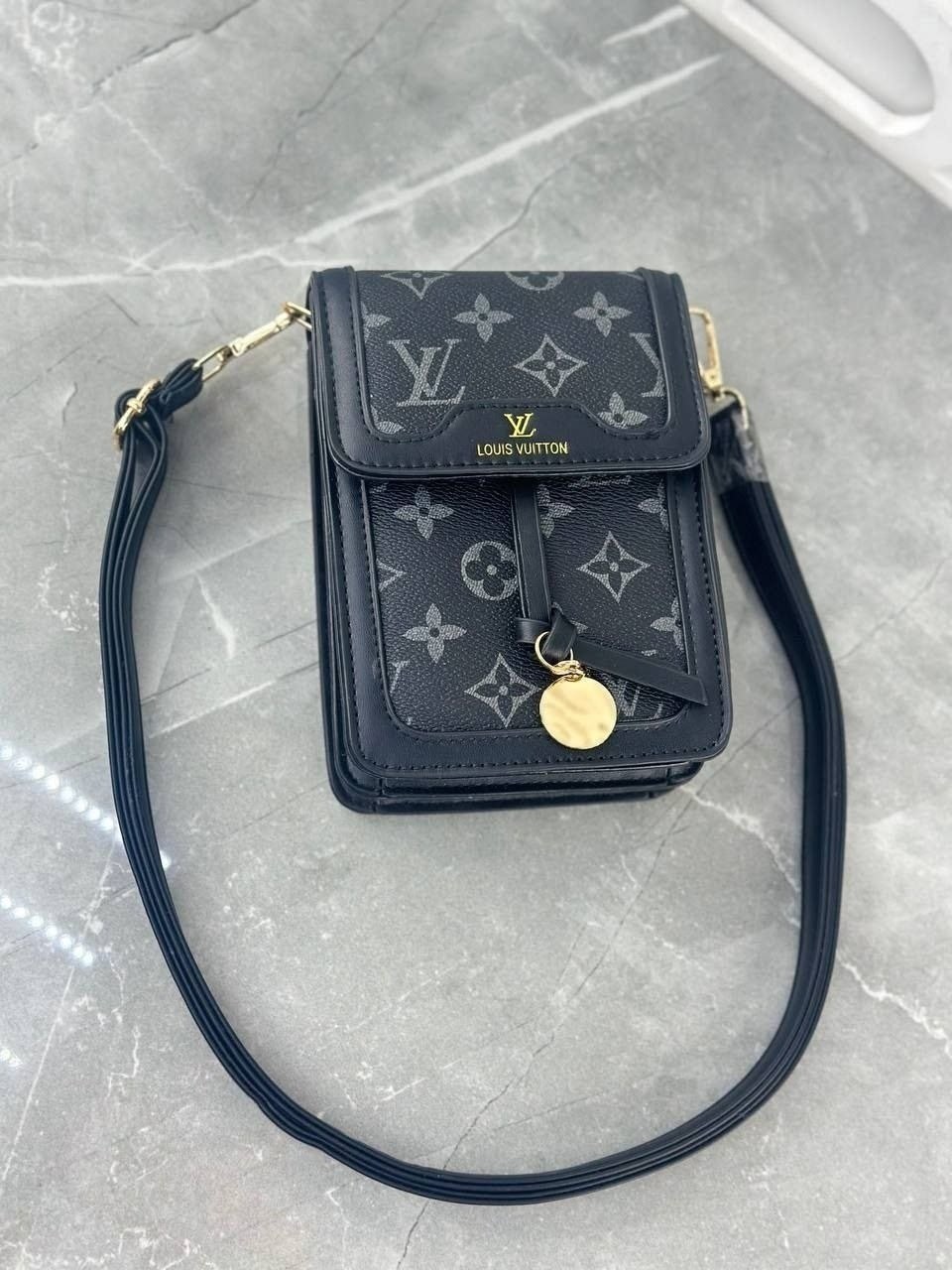 cумка louis vuitton,louis vuitton сумка на плечо кросс-боди,сумка луи виттон белая,сумка женская louis vuitton,маленькая сумка