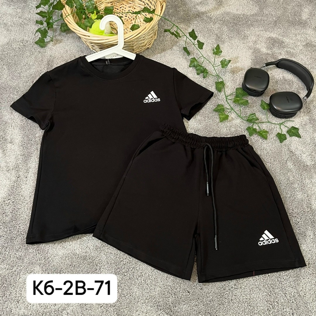 костюм спортивный с футболкой и шортами летний,летние костюмы,спортивный костюм adidas,костюм со шортами,костюм молочный