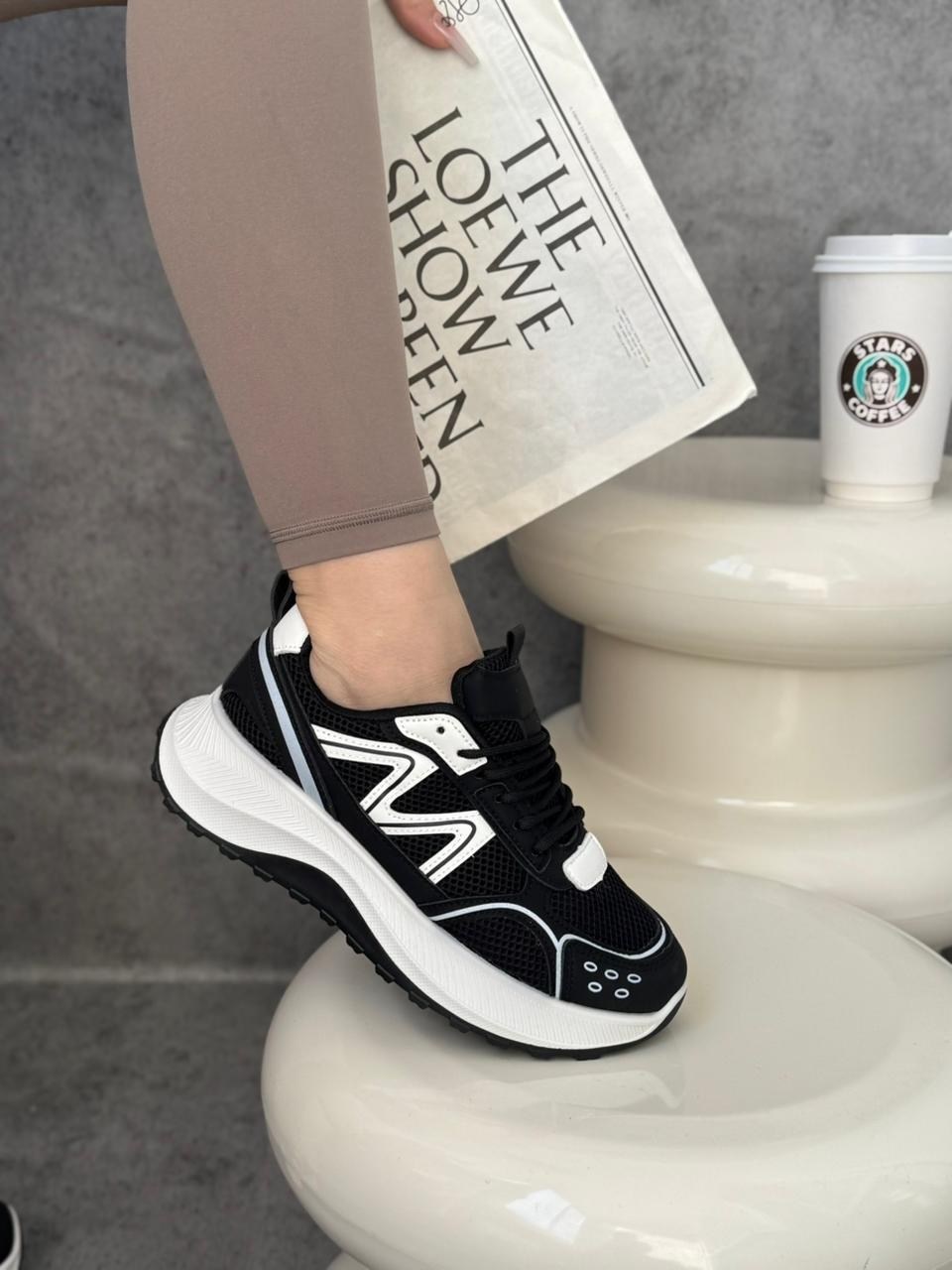 кроссовки женскиe,кроссовки для женщин,кроссовка,модные кроссовки,спортивная