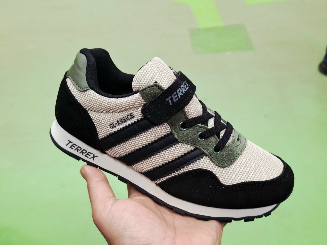 кроссовки адидас детские 21 размер черные,adidas кроссовки,кроссовки адидас детские,кроссовки адидас детские 675005,детские кроссовки adidas