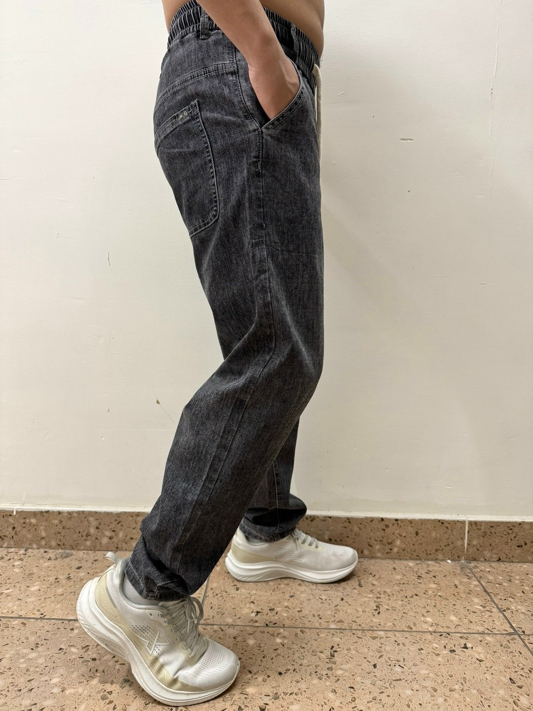 брюки джинсы,брюки джоггеры джинсовые,джинсы мужские,джинсы джоггеры,джинсы банан мужские