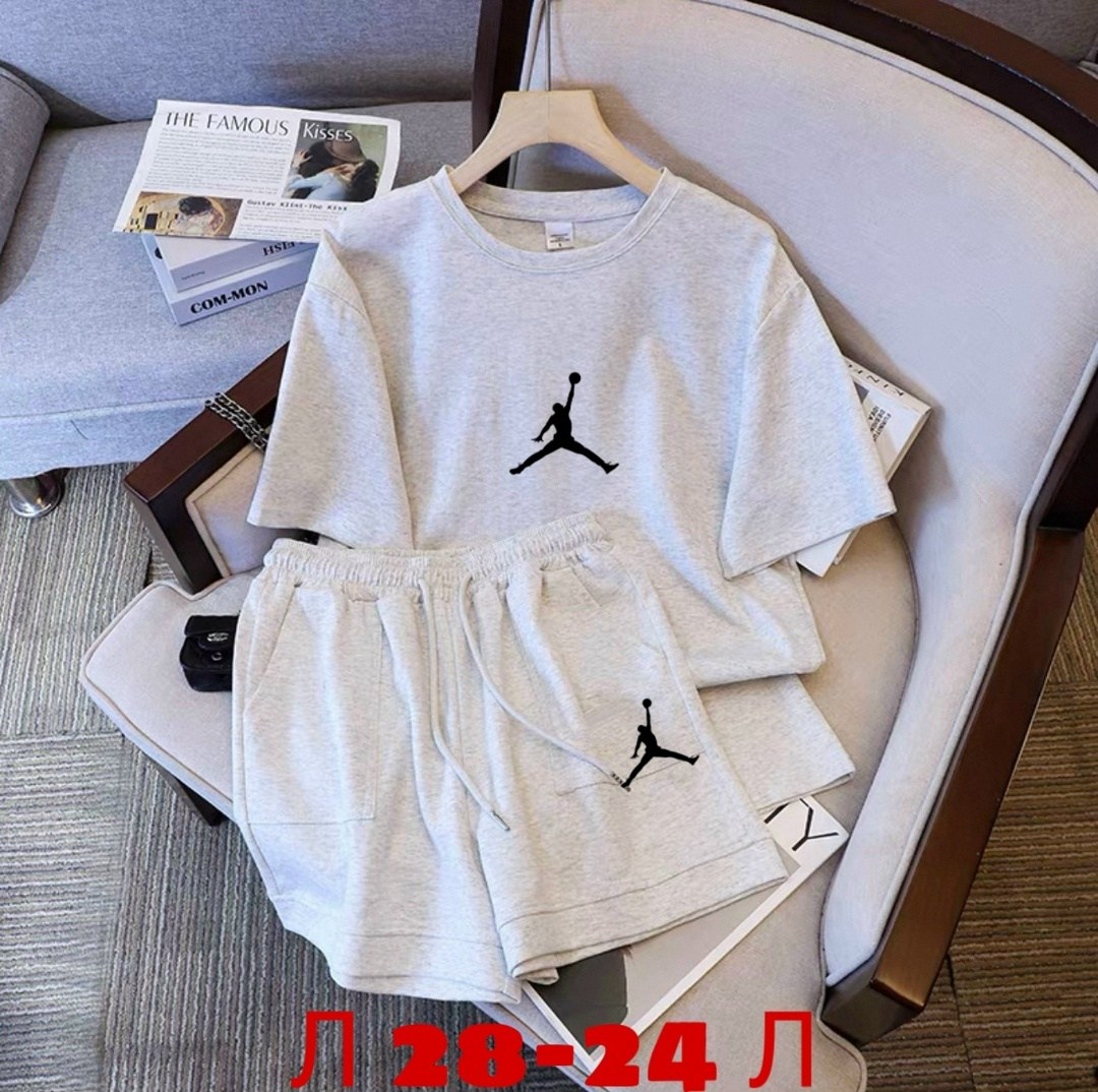 спортивные костюм,спортивные костюм с шортами,спортивные костюмы женские,одежда комплект,костюм шортами