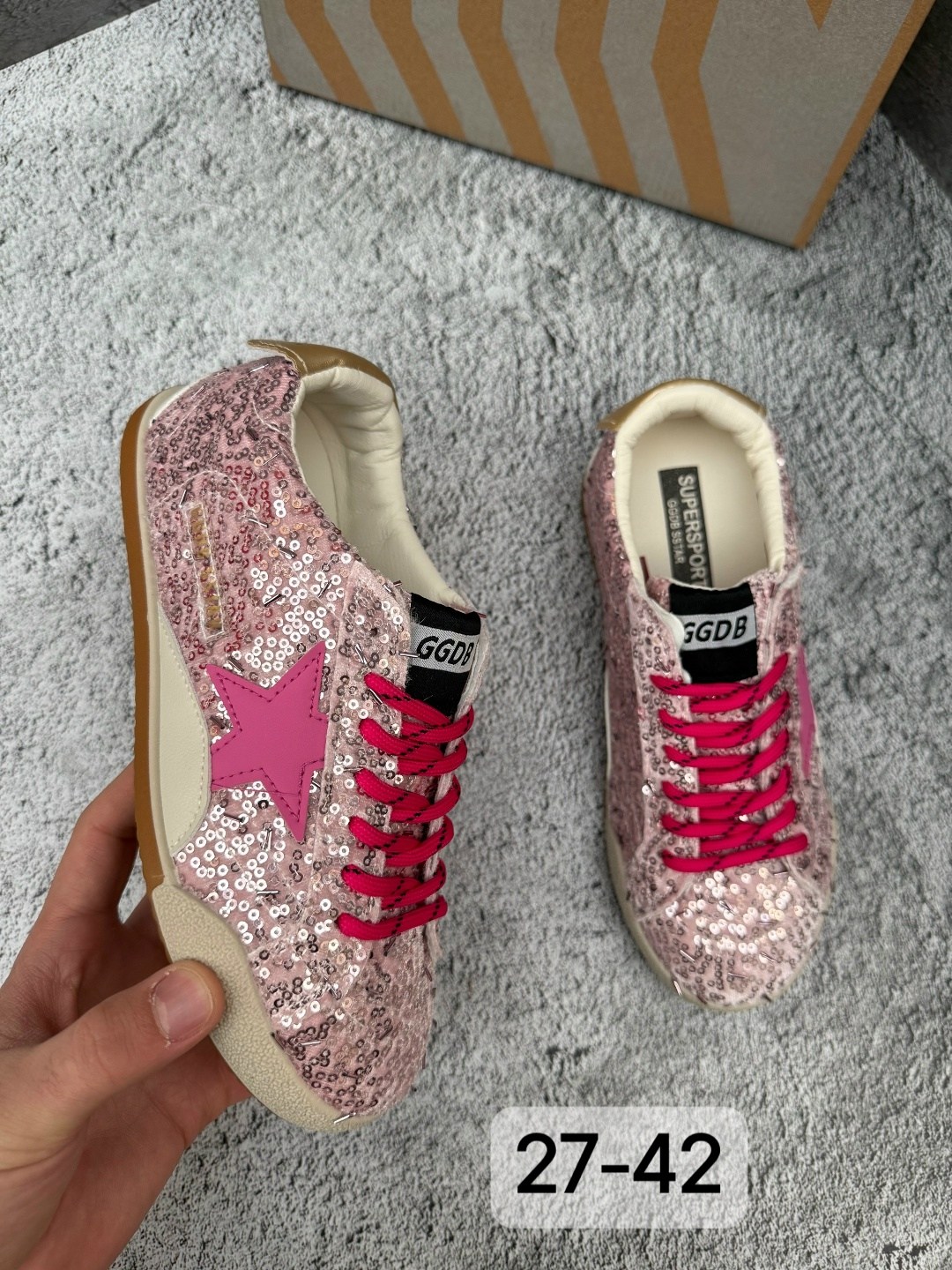 ,кеды golden goose superstar pink,golden goose кеды superstar с блестками,кроссовки golden goose, женская