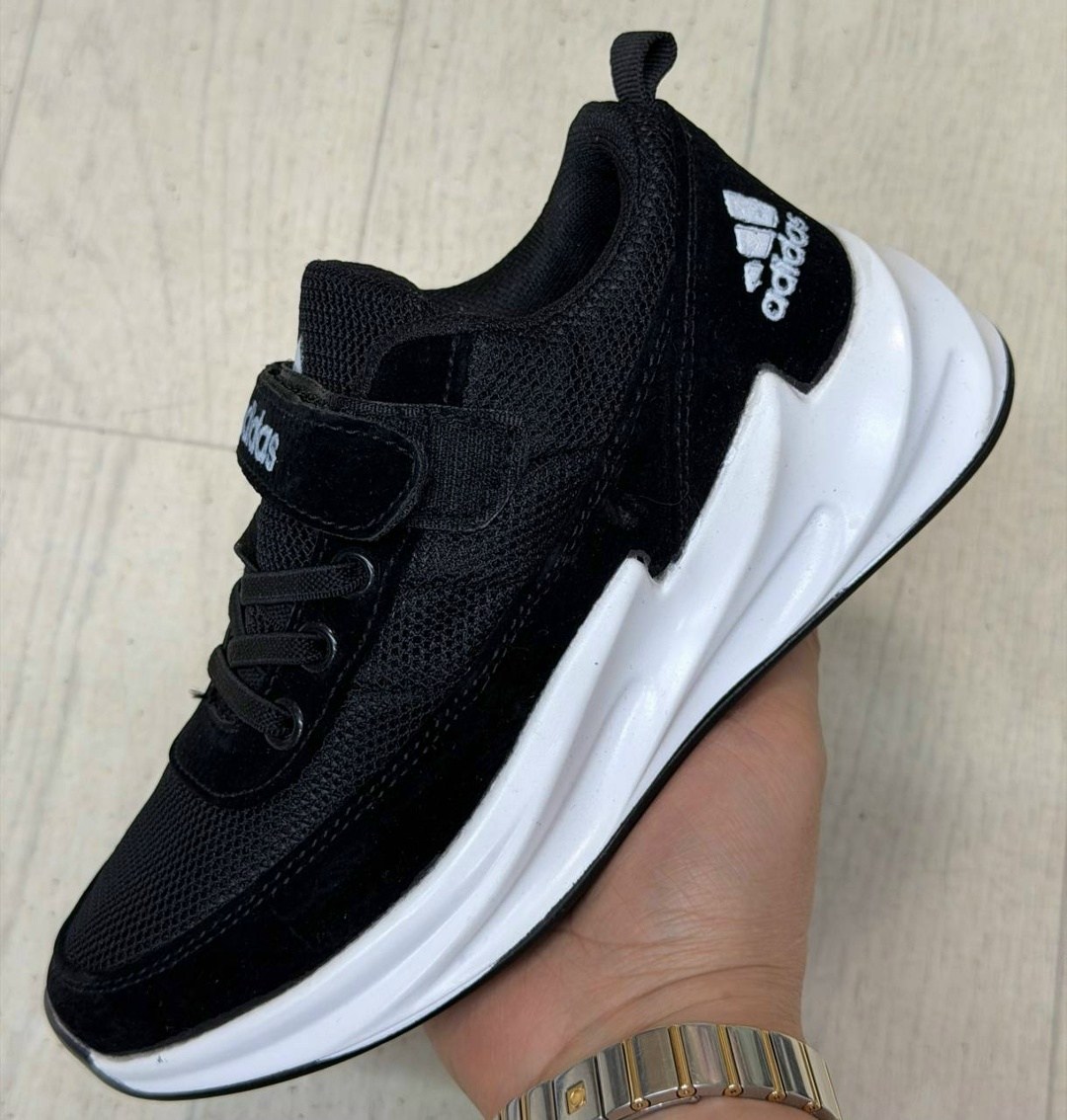 кроссовки adidas sharks,кроссовки адидас шарк женские,кроссовки adidas,адидас шарк,кроссовки адидас шарк