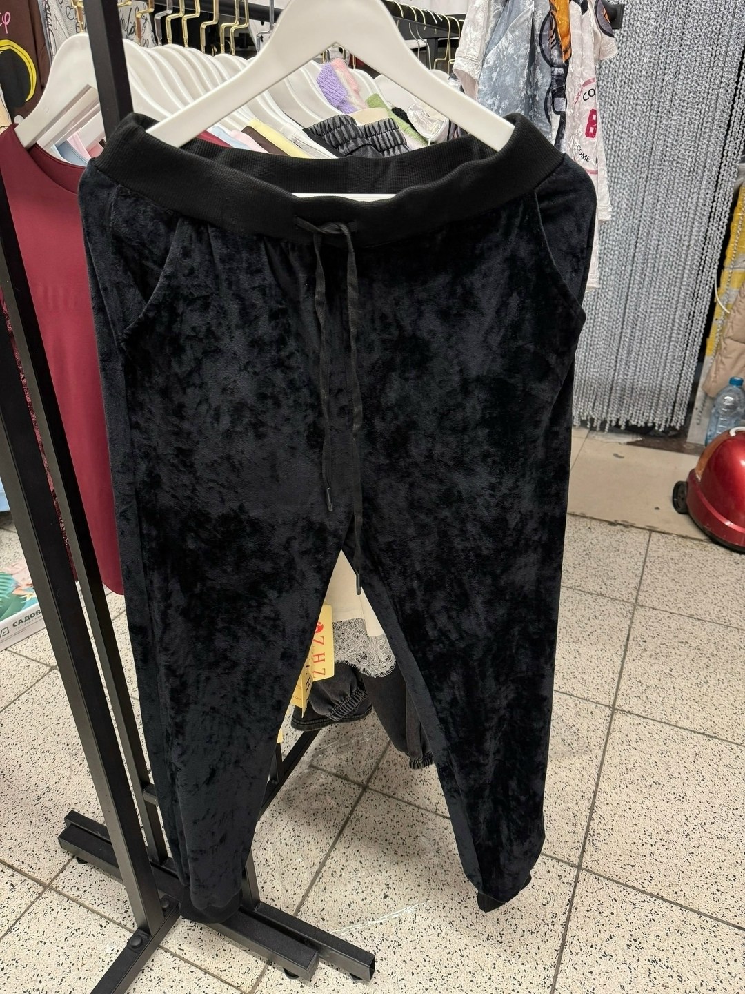 брюки велюровые,штаны вельвет,женские штаны,велюровые штаны,брюки из велюра