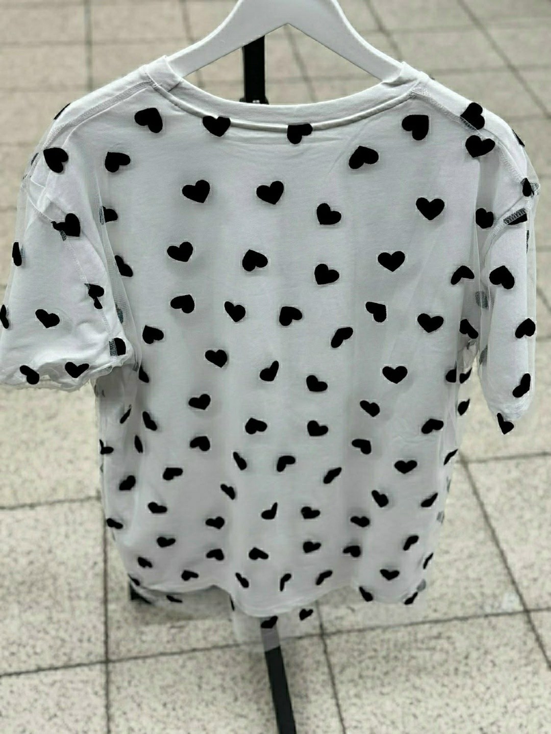 футболка женская,футболка с сердечками,футболки женская оверсайз,майка с сердечками