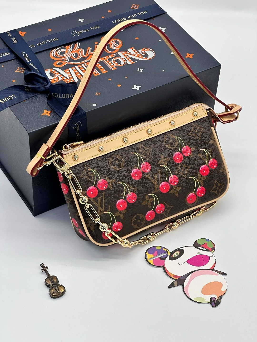 сумочка луи виттон,louis vuitton pochette,louis vuitton сумка,сумка через плечо от louis vuitton,модная сумка