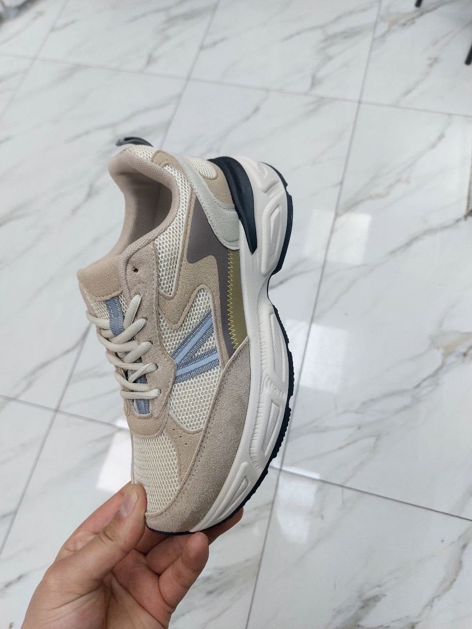 кроссовки женскиe,кроссовки,кроссовка,кроссовки повседневные, кроссовки