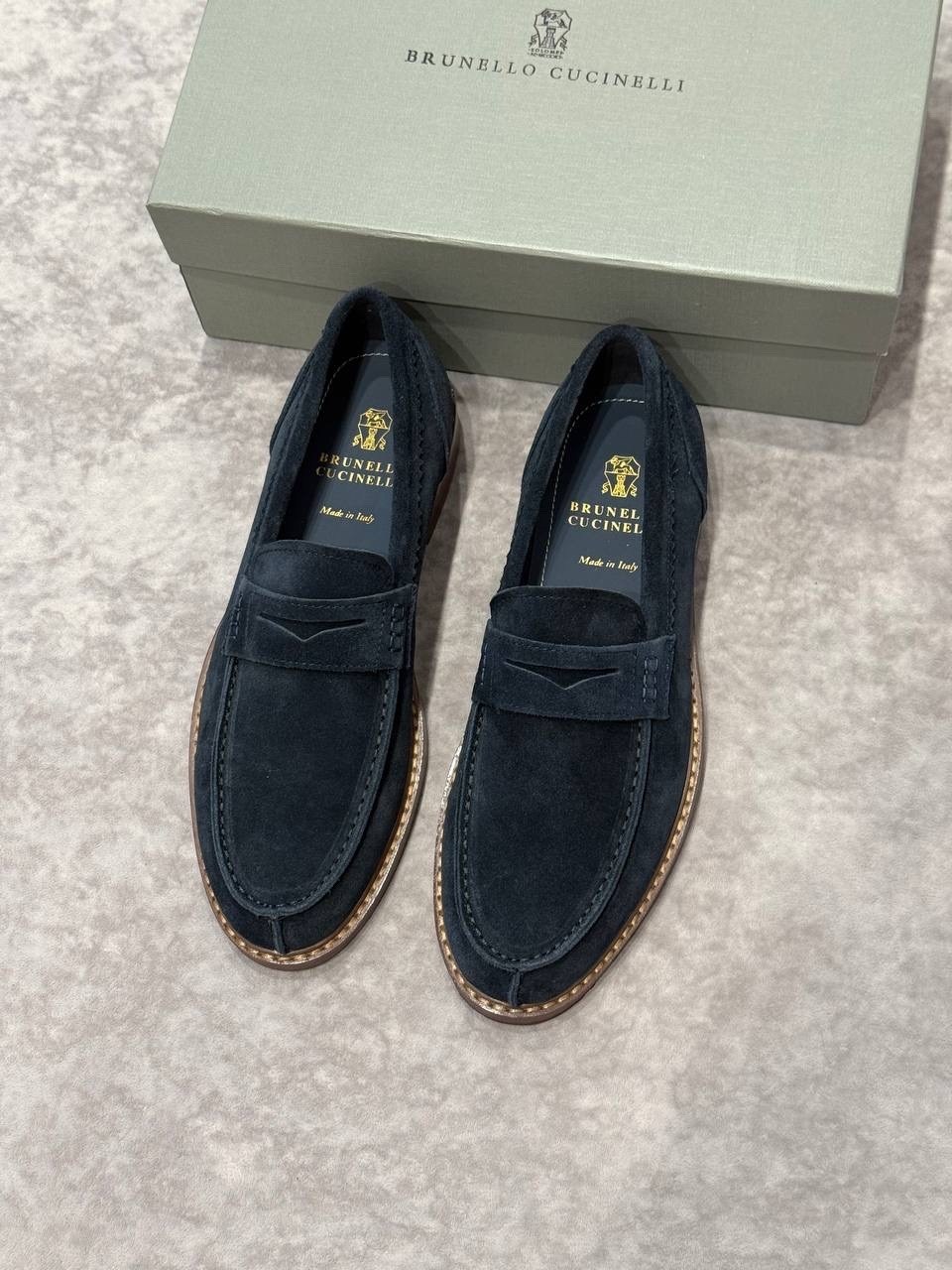 лоферы замшевые brunello cucinelli,лоферы brunello cucinelli,,мужские замшевые лоферы,лоферы loro piana