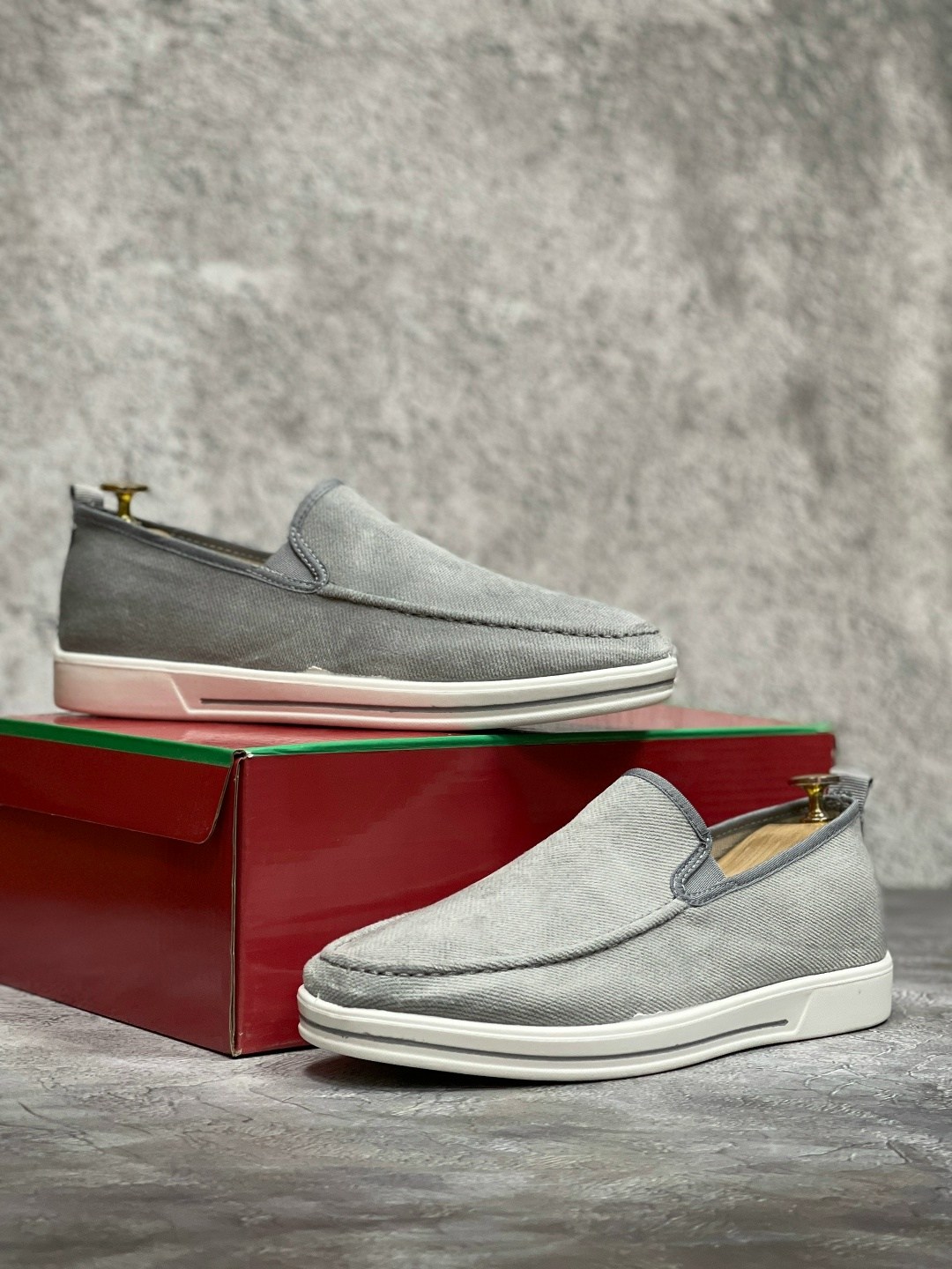 ,лоферы loro piana,мокасин мужские,слипоны мокасины,лоферы из натуральной замши