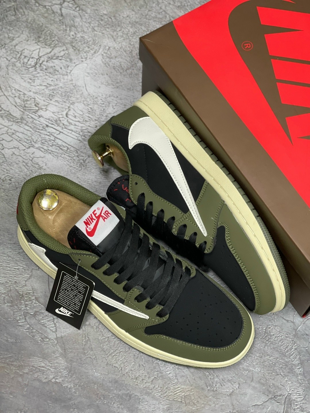кроссовки nike air jordan 1 low x travis scott,nike air jordan 1 low travis scott,nike air jordan 1 low x travis scott,air jordan 1 low travis scott,кроссовки air jordan 1 low x travis scott