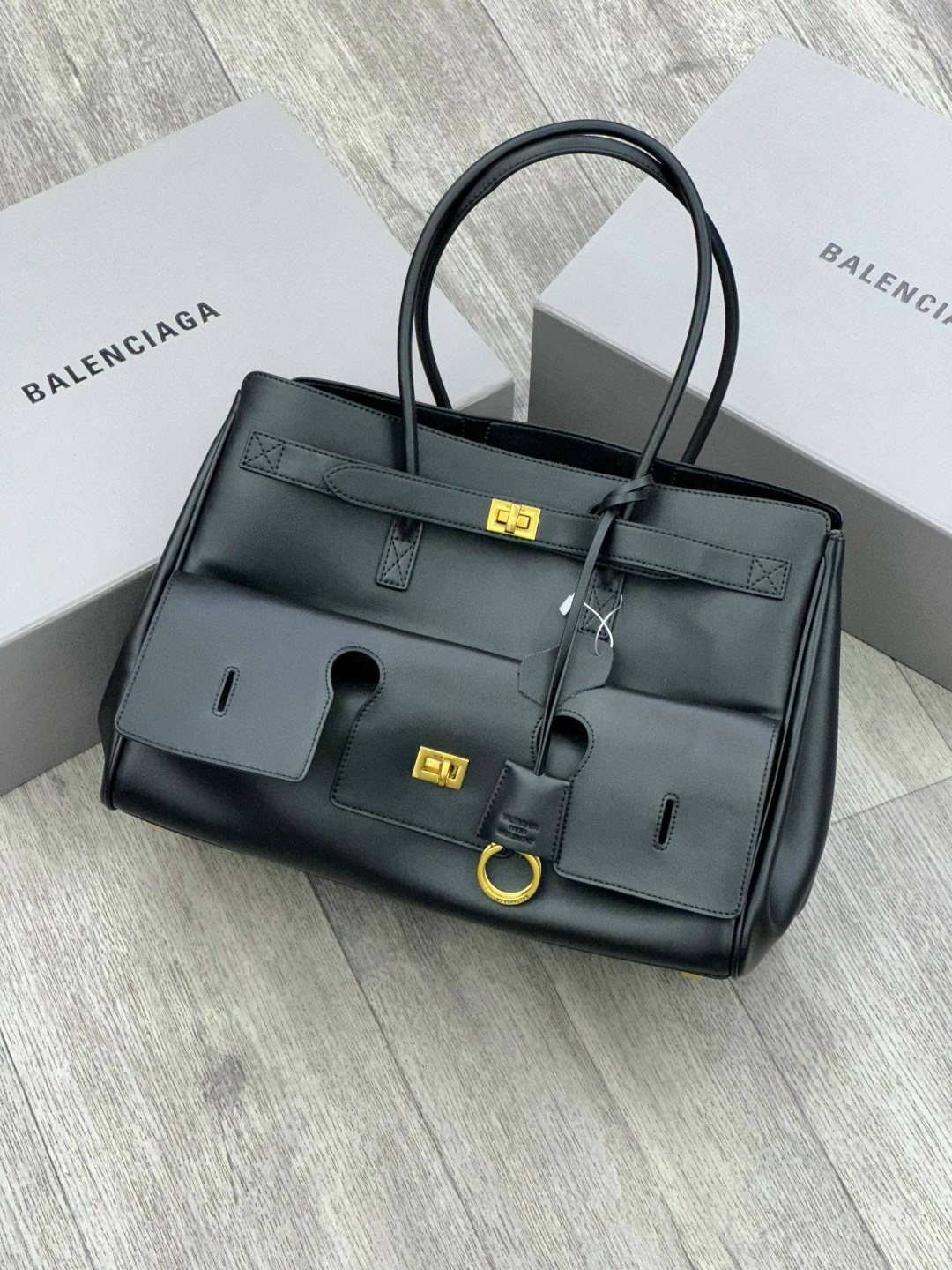 сумка balenciaga,сумка,женская сумка balenciaga,модная сумка,большие сумки