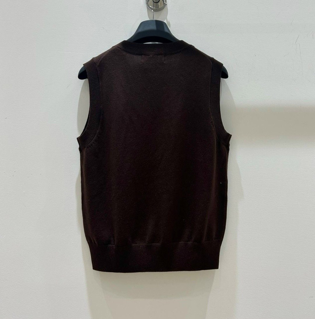 трикотажный жилет,wool sweater,жилет вязаный,жилет,sweater vest