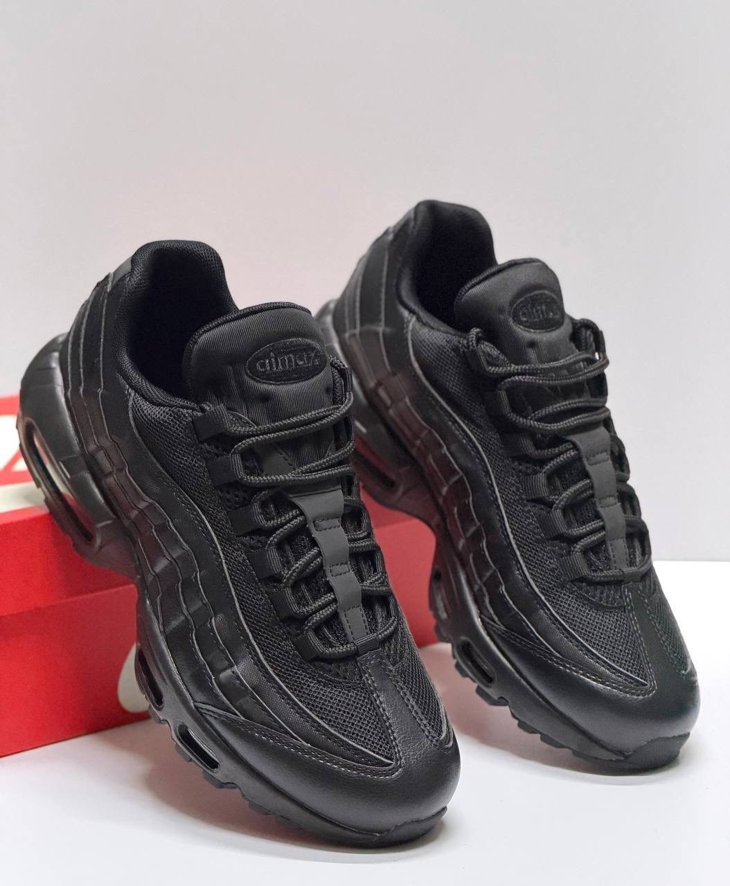 nike air max 95 triple black,nike air max 95 essential triple black,nike air max 95 essential,кроссовки nike air max 95,nike air max 95 black