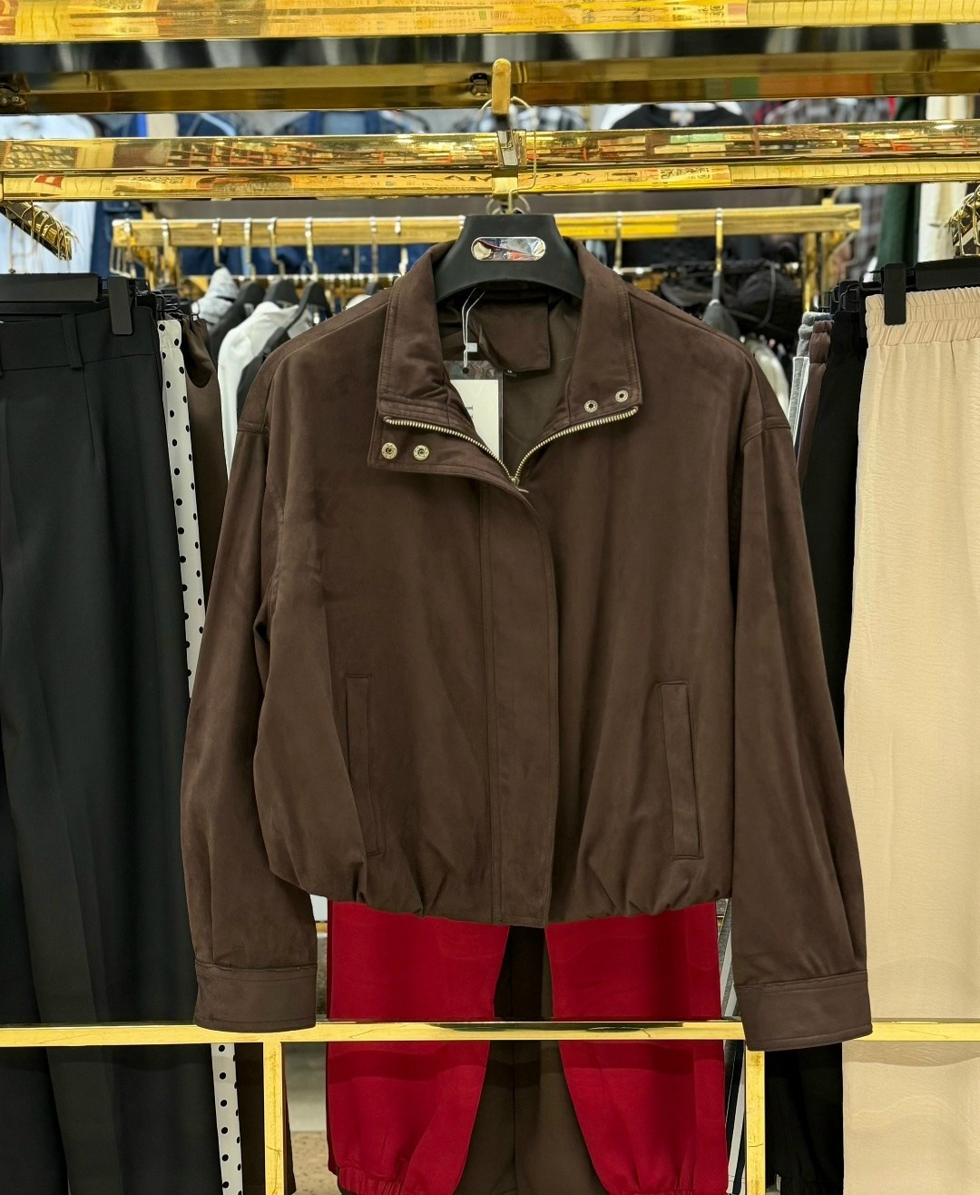 замшевая куртка,куртка бомбер,бомбер женская куртка,бомбер укороченный оверсайз замшевый куртка рабочего тренд saint shine,куртка женская