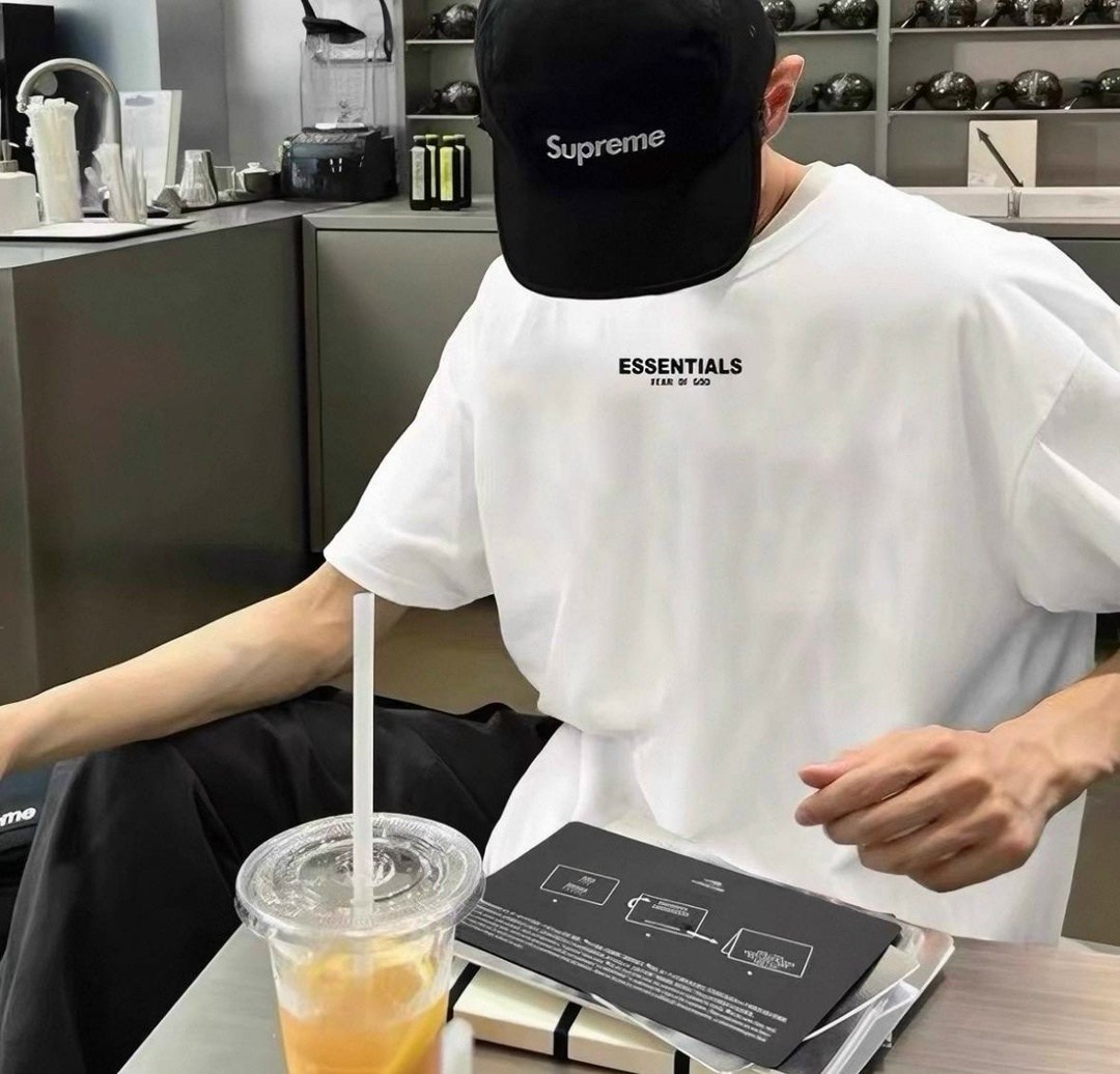 белая футболка,футболка,белая футболка оверсайз,мужская белая футболка,футболка мужская белая stone island