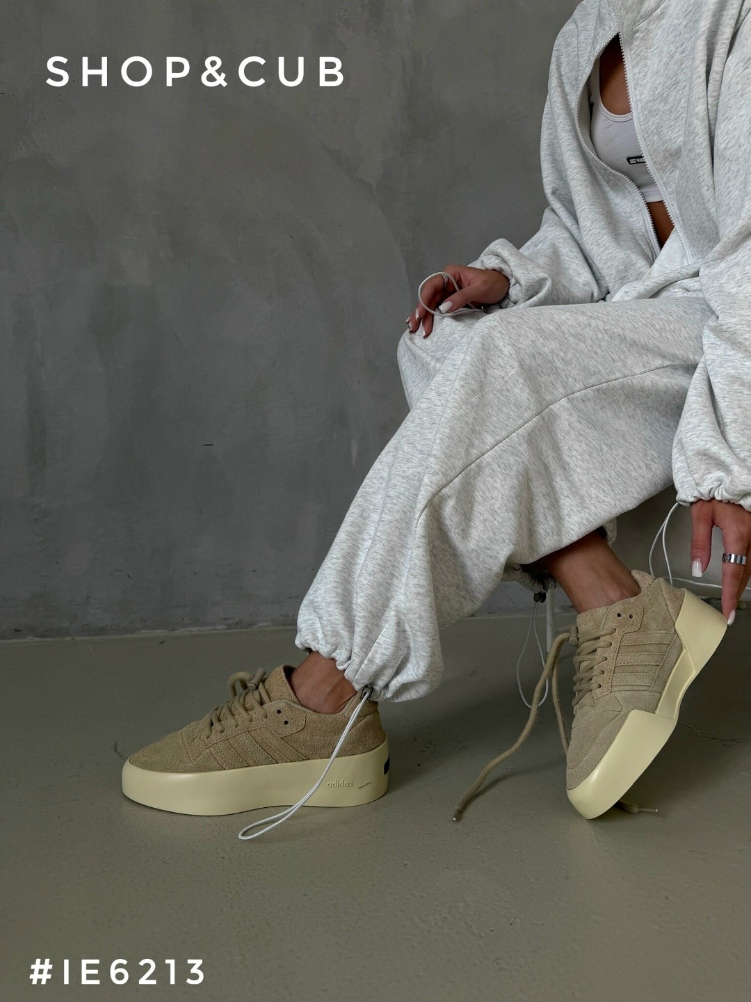 ,кроссовки adidas,кроссовки замшевые,кроссовки женскиe,повседневные кроссовки