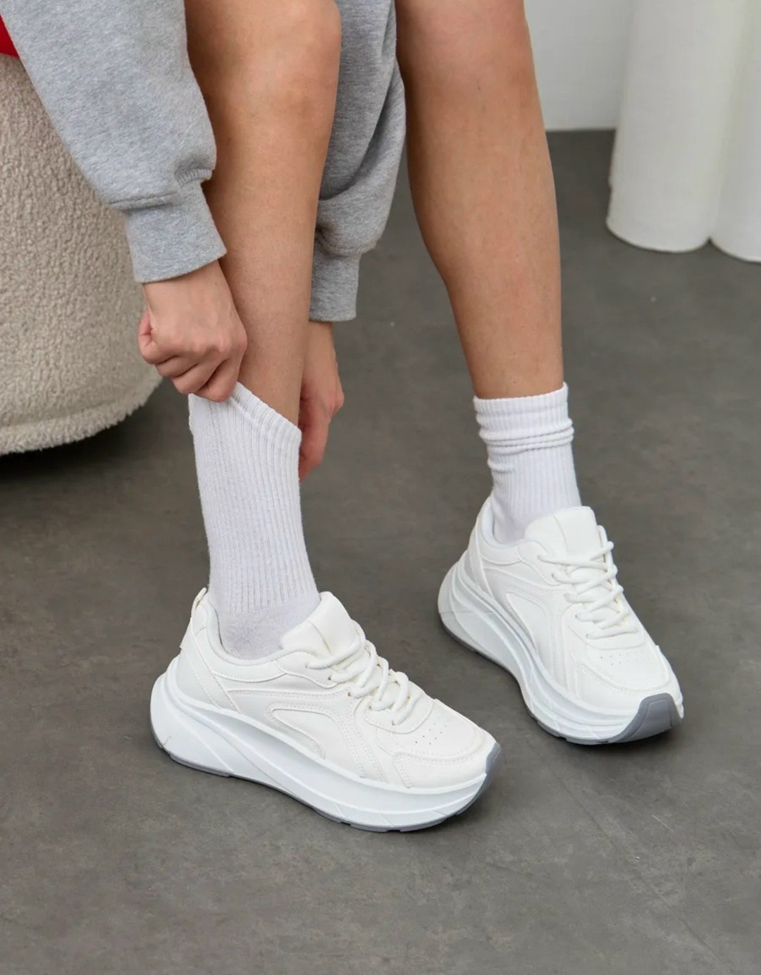 кроссовки женскиe,кроссовки женские белые,кроссовки женские на толстой подошве,кроссы женские,кроссовки женские на толстой подошве белые ovvo