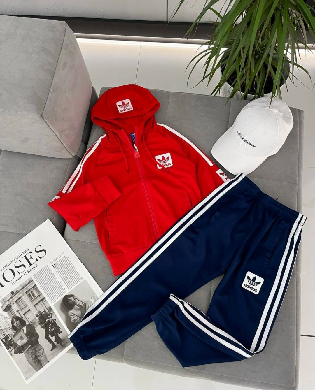 спортивный костюм adidas originals,спортивный костюм adidas originals adicolor,красный костюм адидас ориджинал,детский спортивный костюм adidas originals,костюм адидас красный