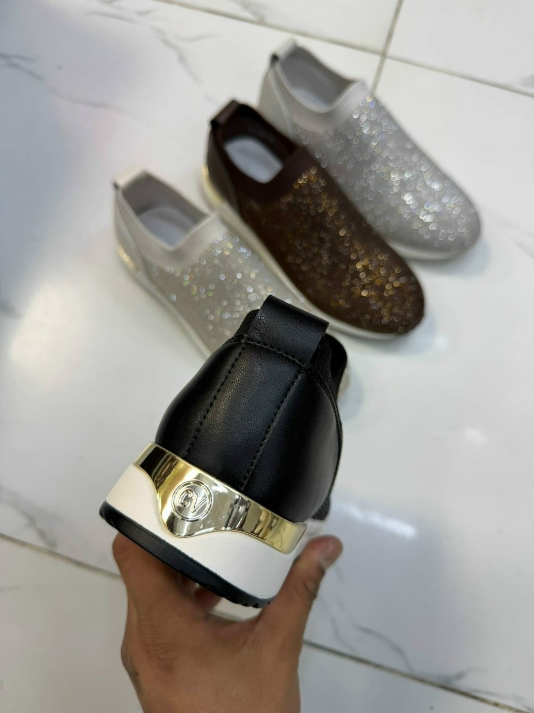 ,женская ,кроссовки женскиe,обуви,слипоны занотти женские