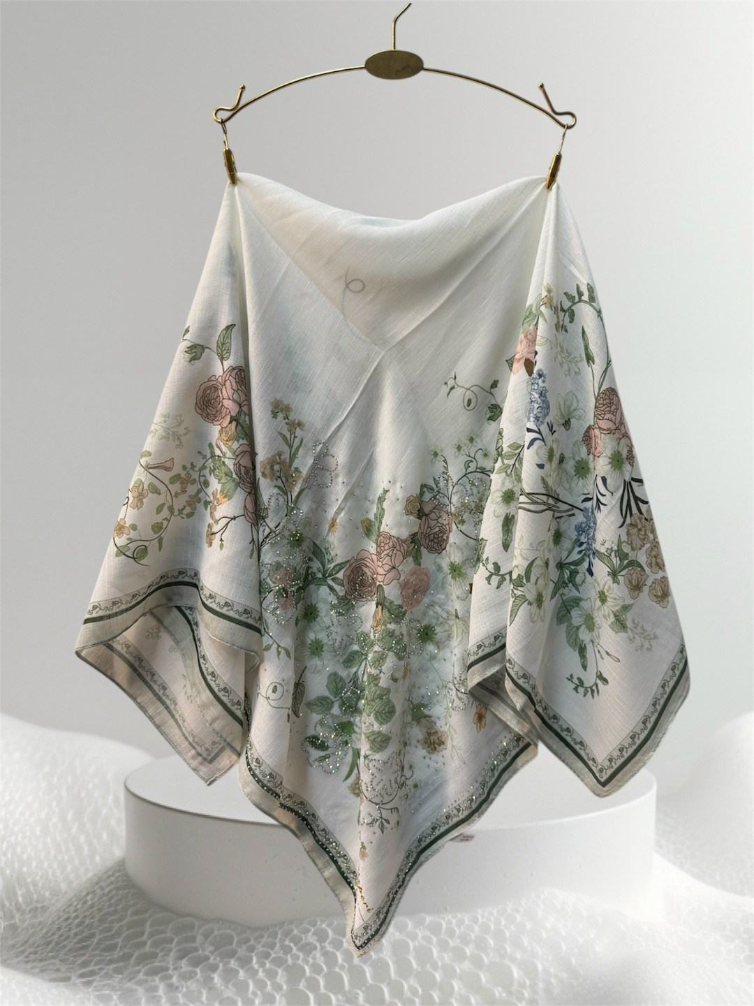 шелковый платок,платок женский,платок,шелковый шарф,атласный платок