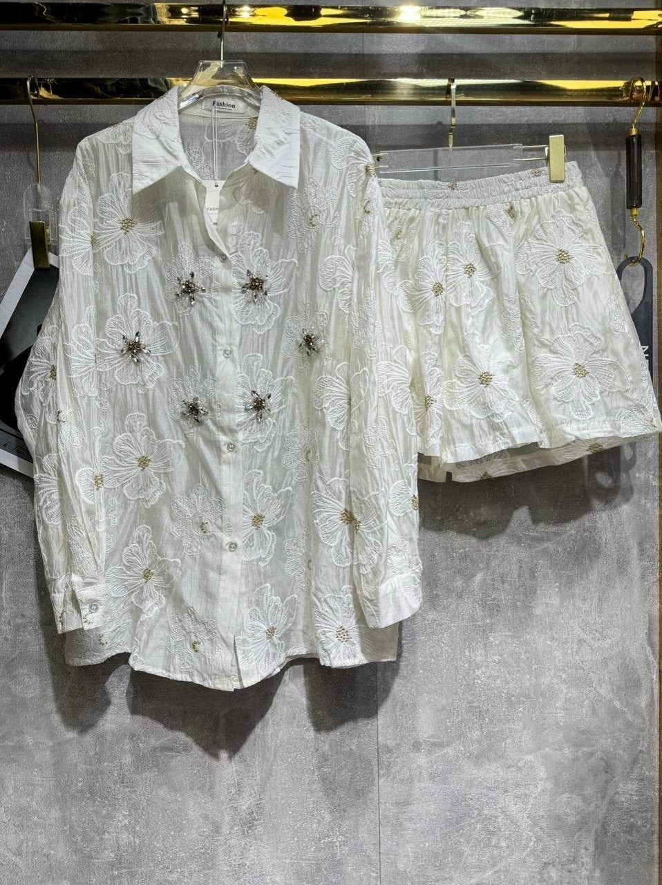 стильные наряды,модные наряды,шелковый костюм,костюм в пижамном стиле