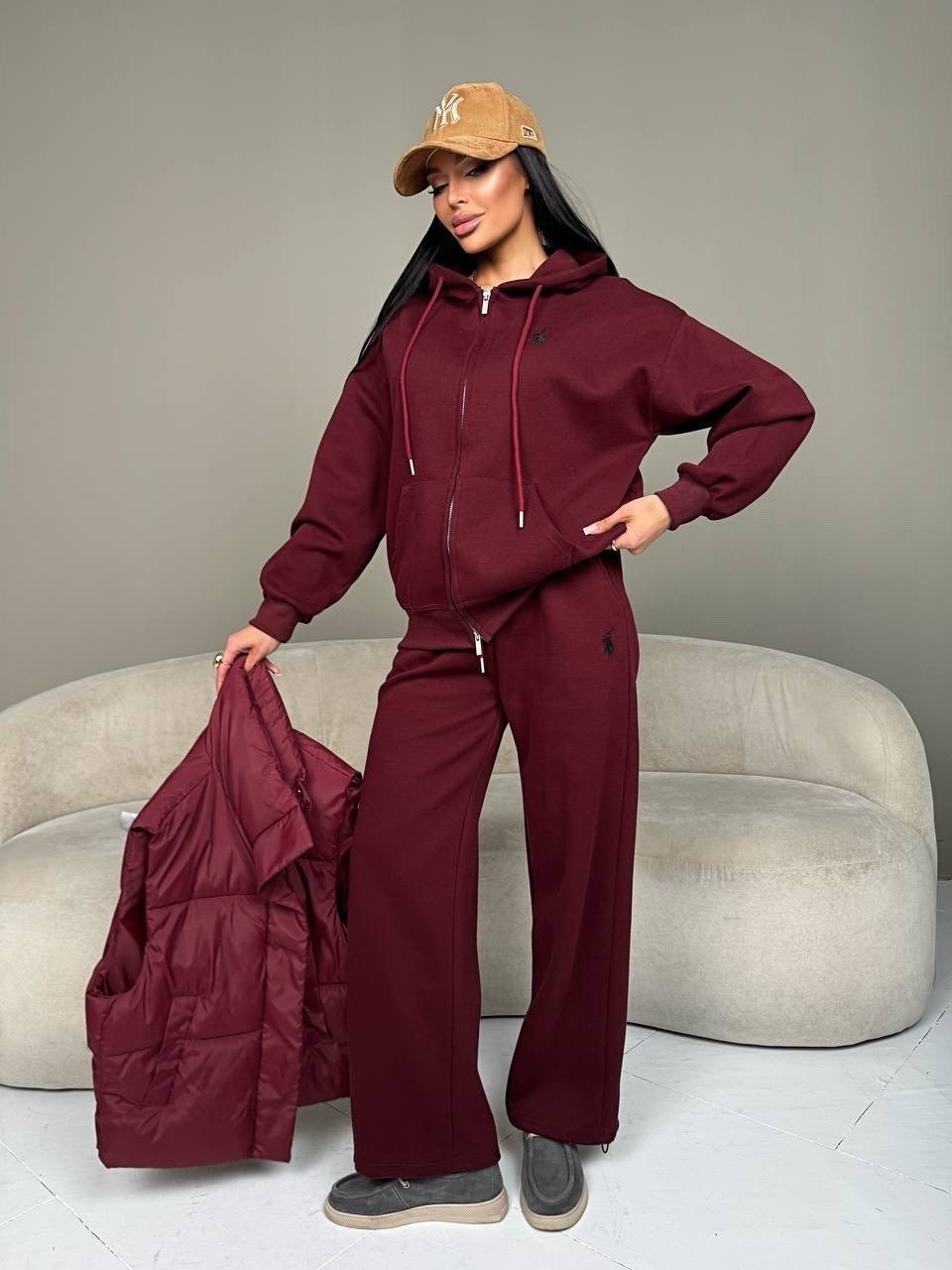 костюм brunello cucinelli тройка,miu miu женский бордовый костюм тройка,костюм тройка женский,костюм бордовый,женский костюм бордовый