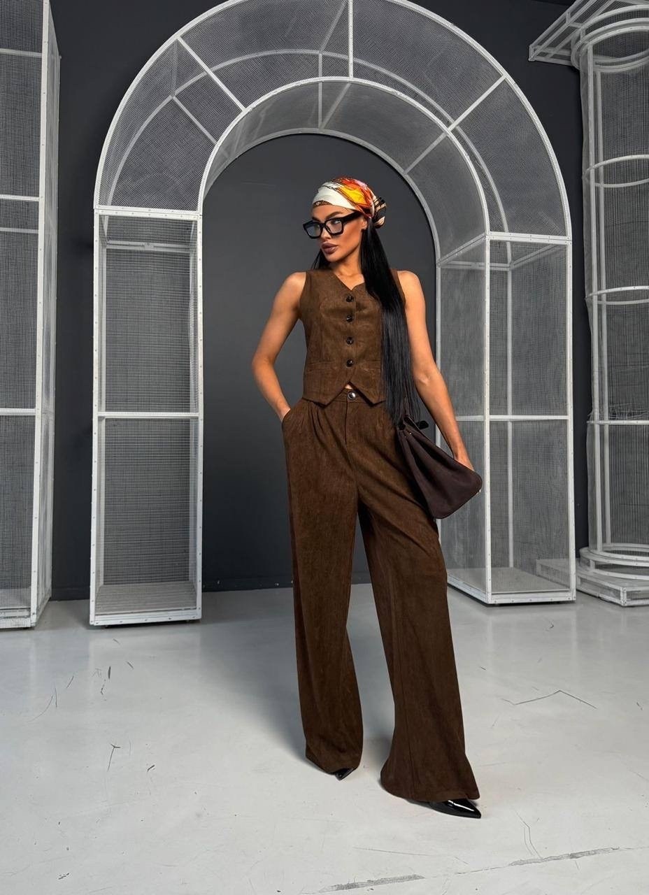 костюм женский брючный с жилеткой,брючный костюм,женский костюм с брюками вельветовый с жилеткой 399brn (коричневый),костюм брючный вельветовый,костюм классический жилет с брюками летний emberens