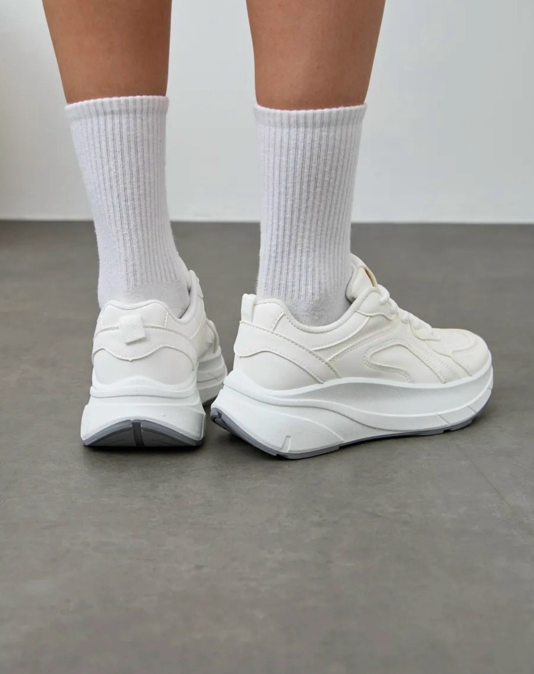 кроссовки женскиe,кроссовки женские белые,кроссовки женские на толстой подошве,кроссы женские,кроссовки женские на толстой подошве белые ovvo