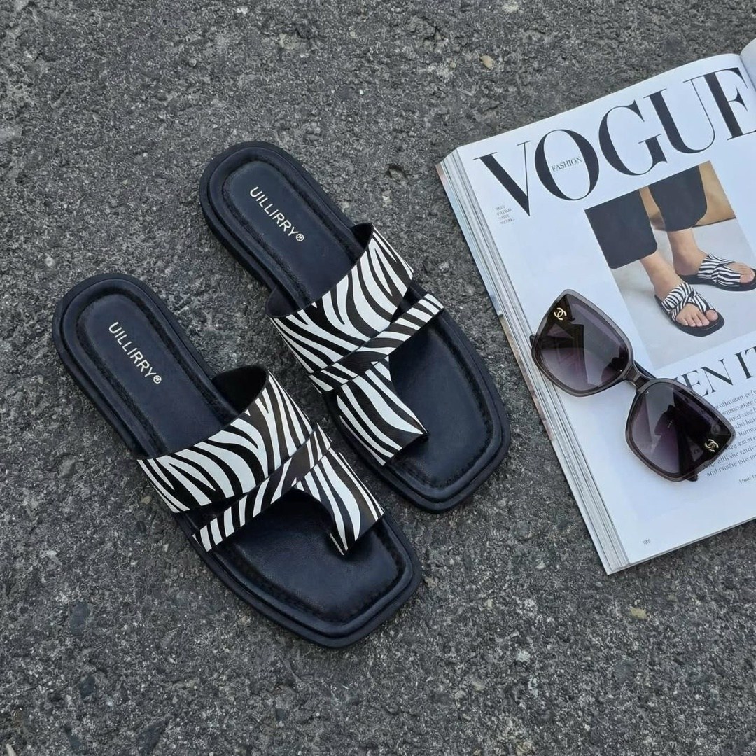 женские шлепанцы,,модные шлепанцы,сандалии женские,летние шлепанцы