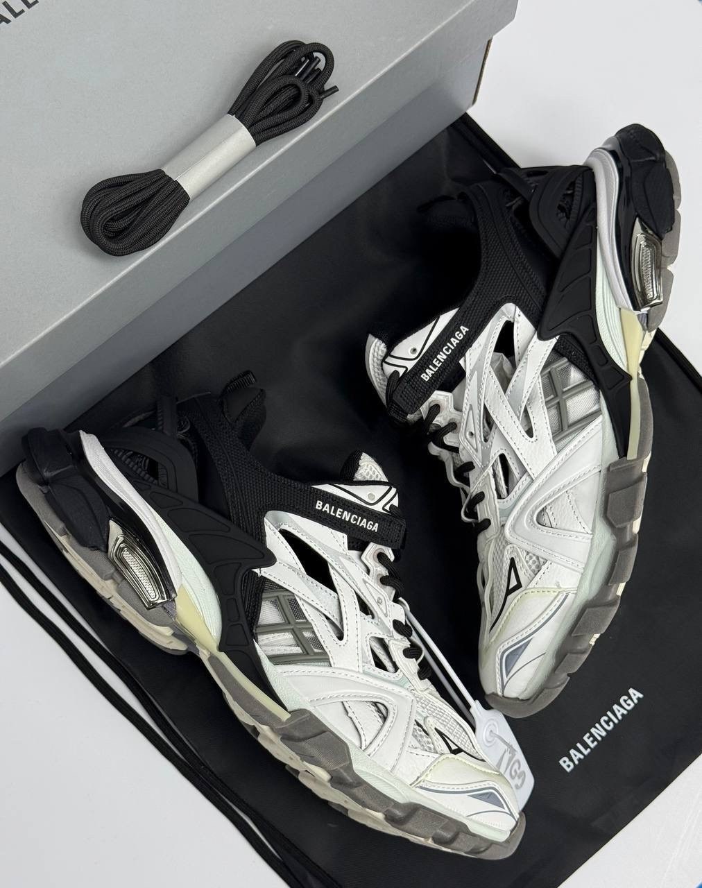 спортивная  в стиле balenciaga track 2.0,кроссовки balenciaga track 2,кроссовки balenciaga track,кроссовки balenciaga,кроссовки balenciaga track мужские